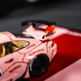 Obraz s modelem Porsche 911 RWB Bodykit #23 Ping Pig 2020 (50x40 cm)