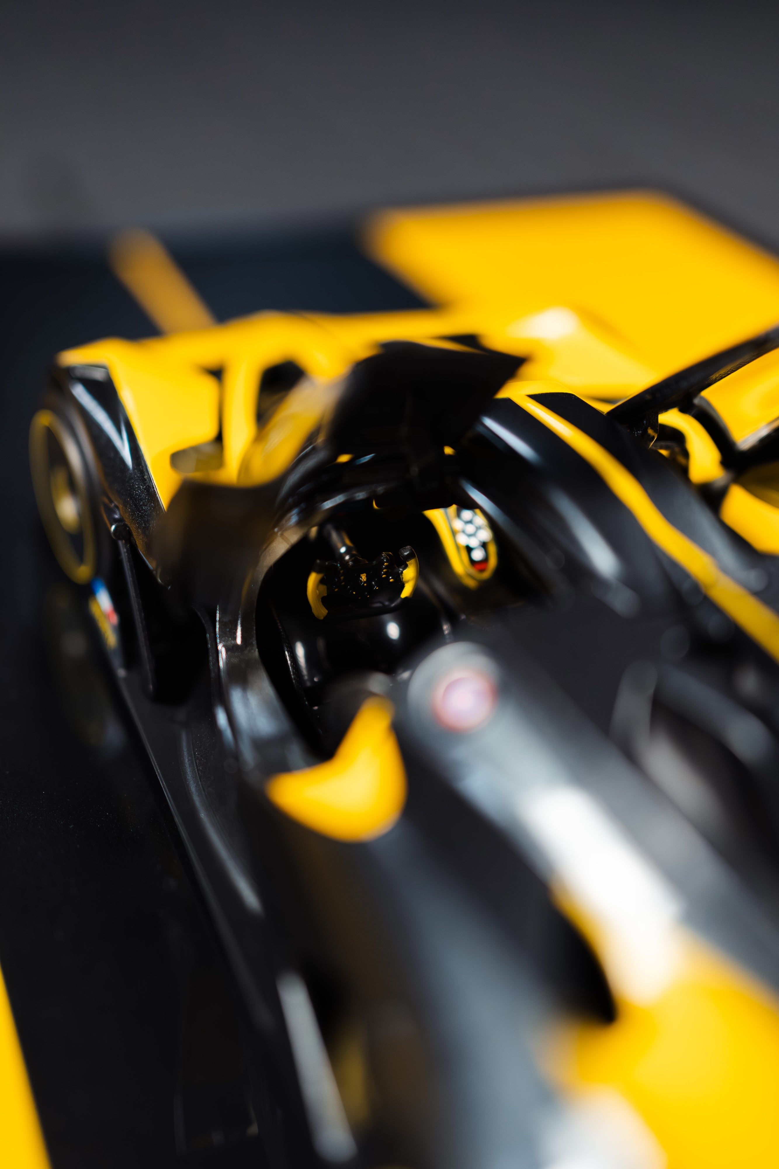 Obraz s modelem Bugatti Bolide W16 8.0 2020 (50x40 cm)