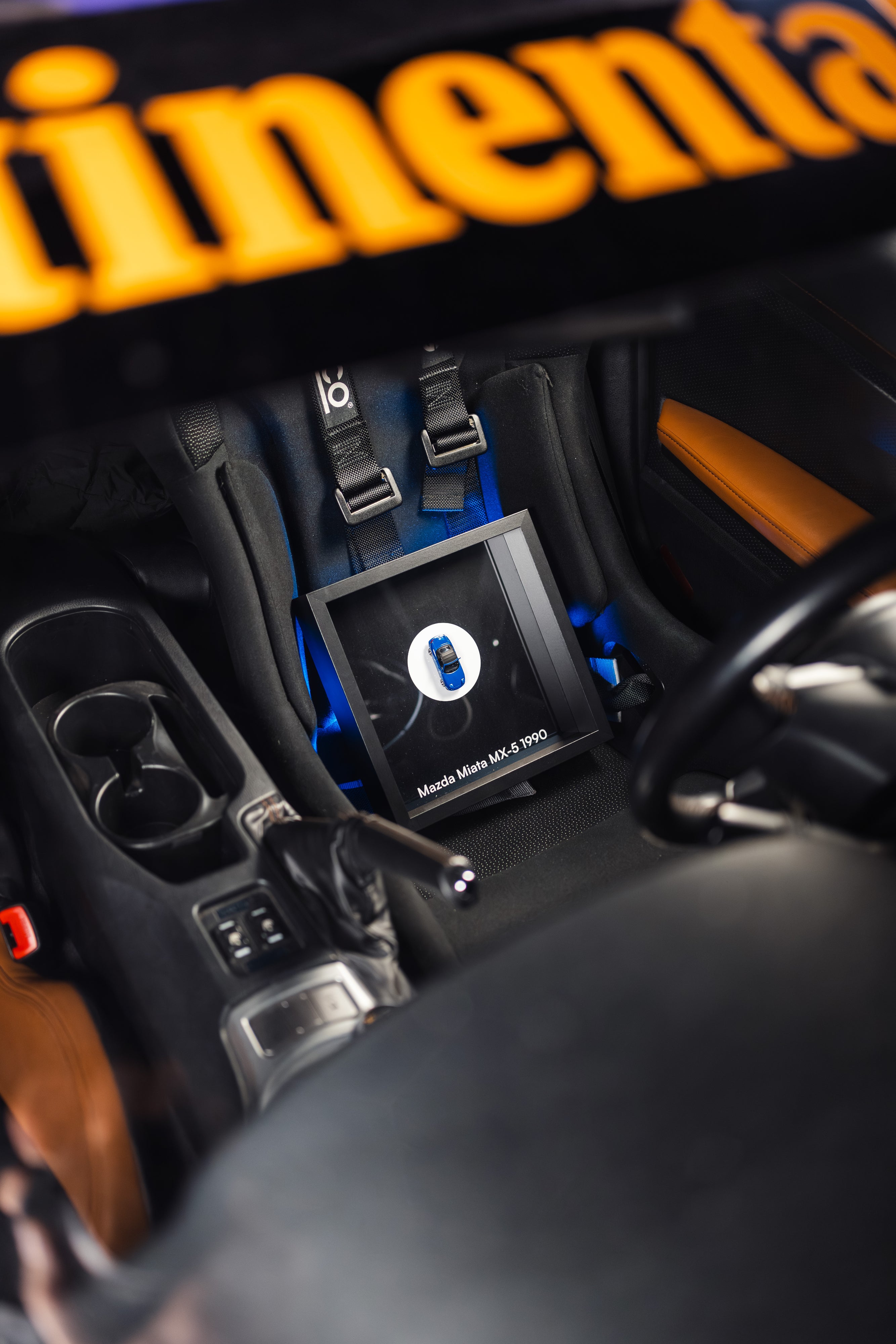 Obraz s modelem Mazda Miata MX-5 1990 (25x25 cm)