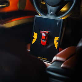 Obraz s modelem Ferrari F40 (21x30 cm)