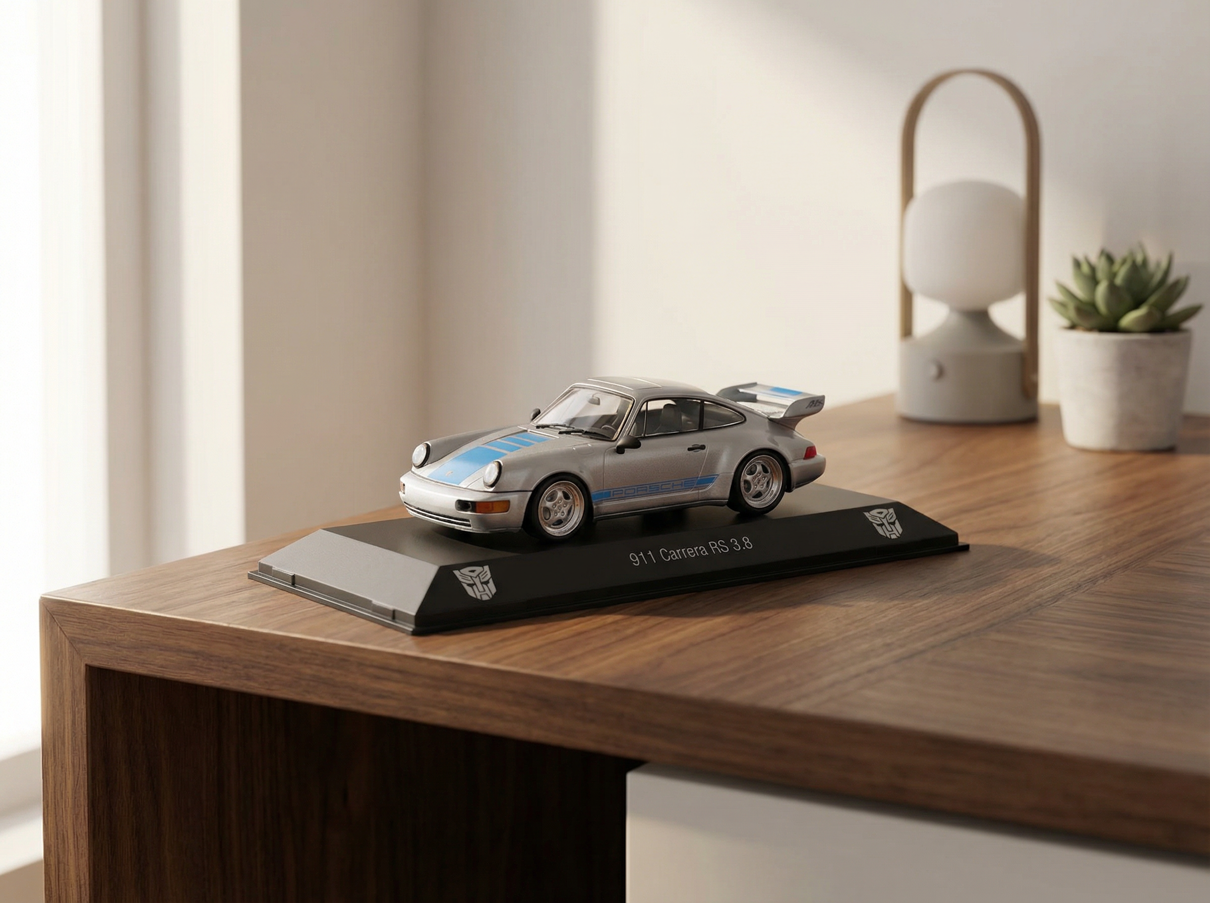 Sběratelský model Porsche 911 Carrera RS 3.8 „Mirage“