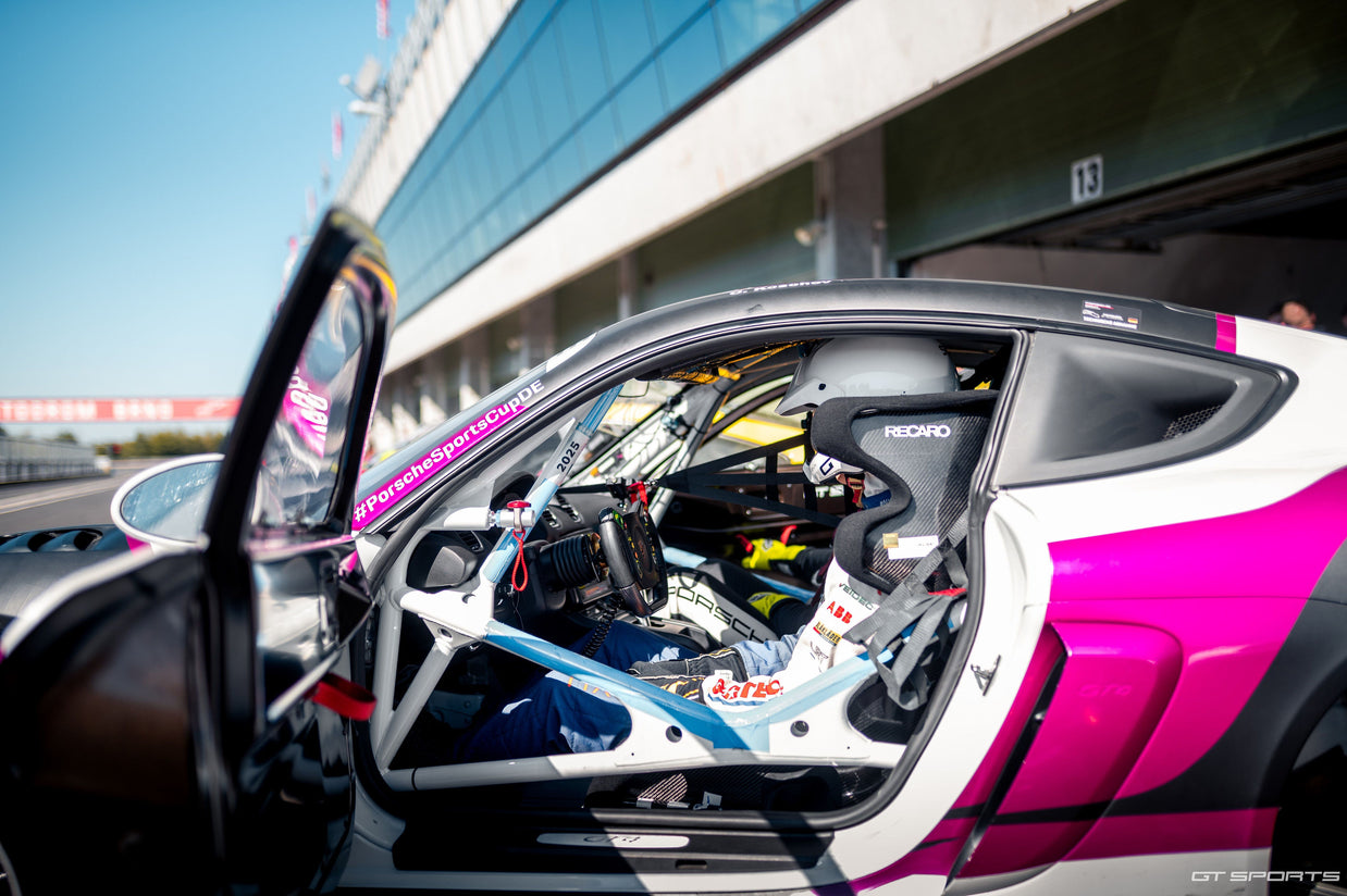 RACE TAXI - adrenalinové svezení v Porsche Cayman GT4 RS