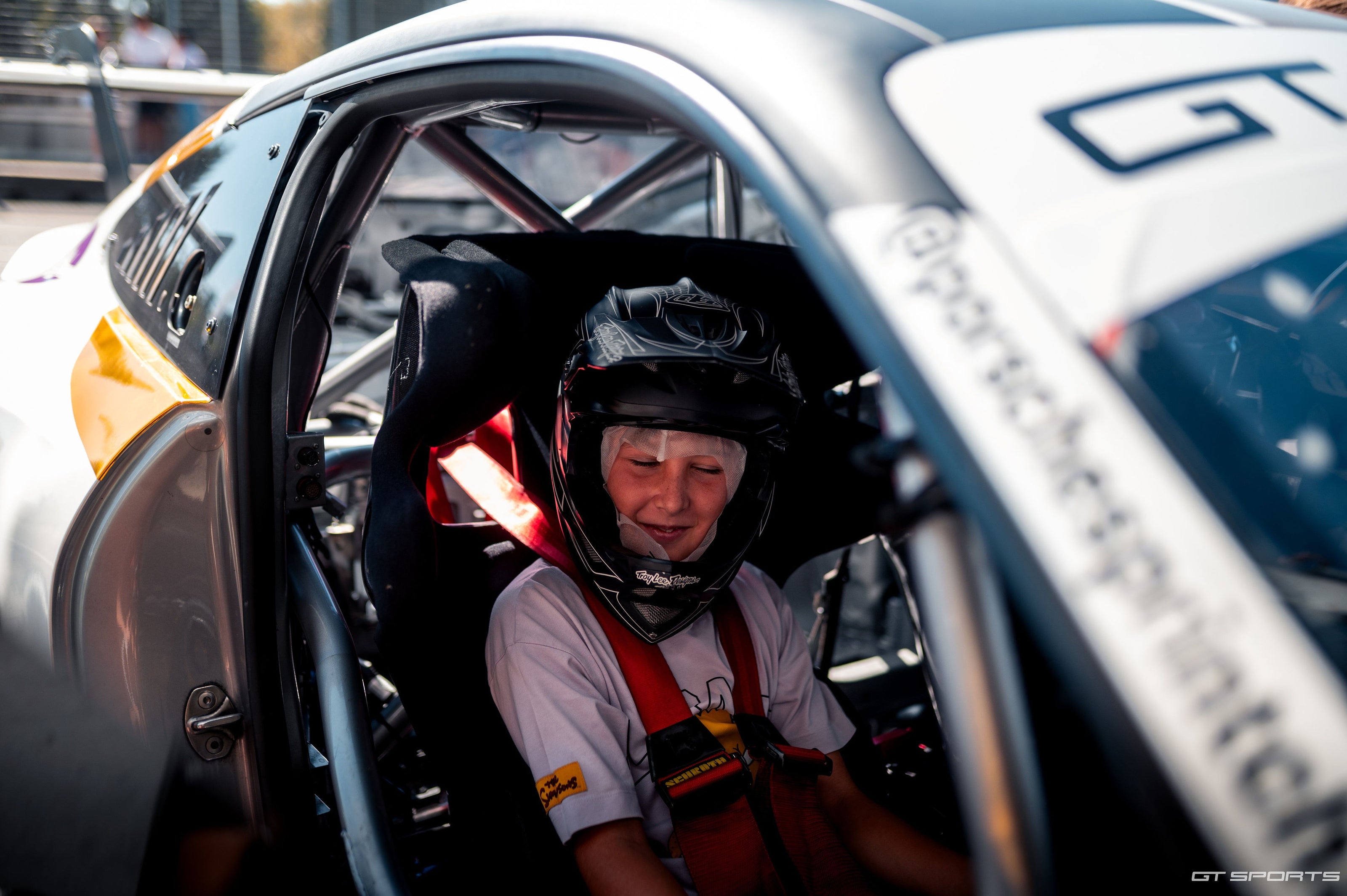RACE TAXI - adrenalinové svezení v Porsche 911 GT3 CUP