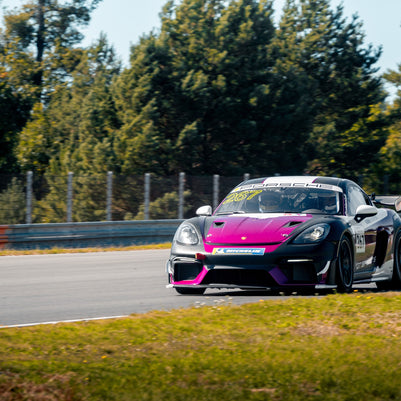 RACE TAXI - adrenalinové svezení v Porsche Cayman GT4 RS