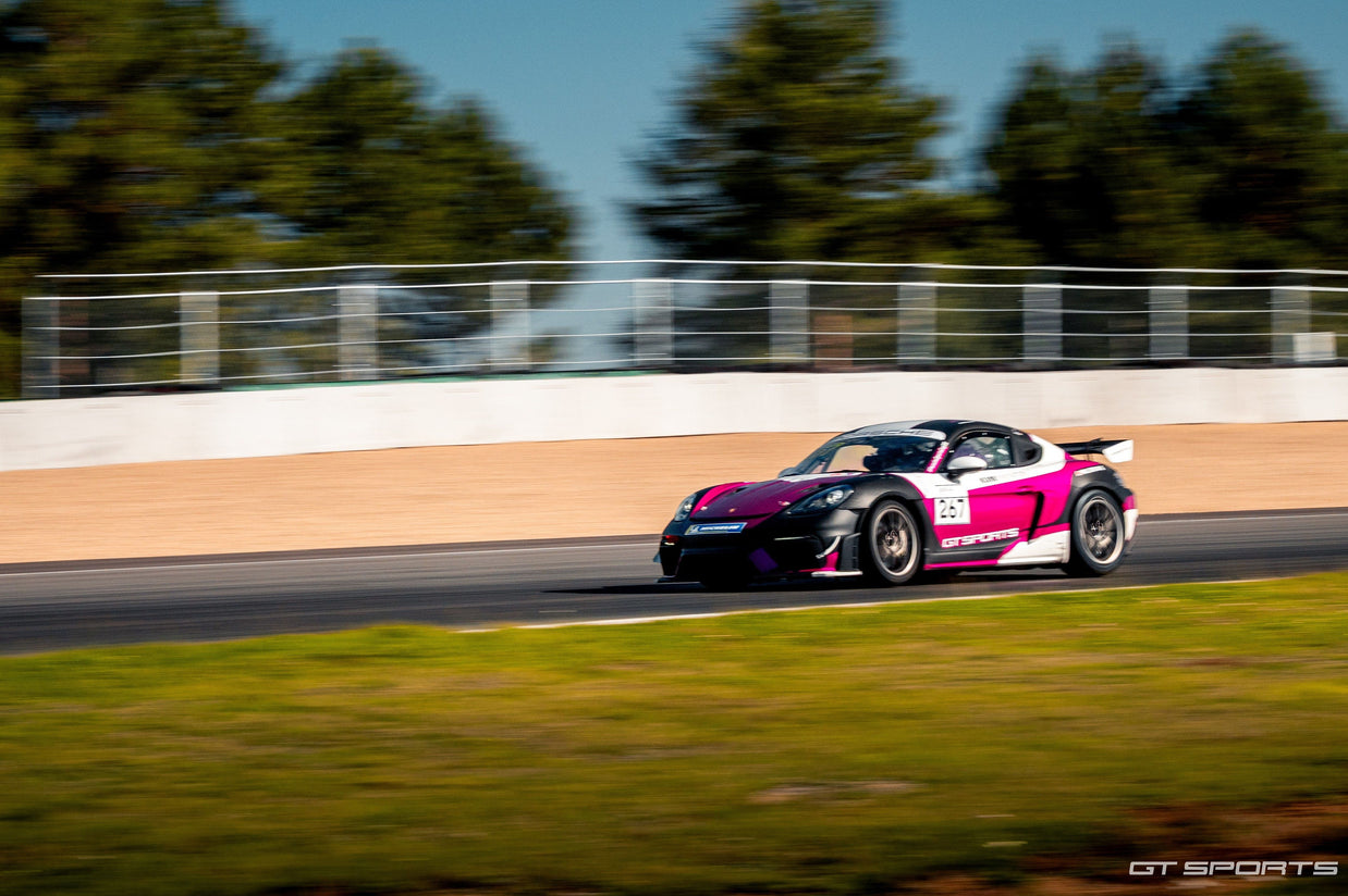 RACE TAXI - adrenalinové svezení v Porsche Cayman GT4 RS